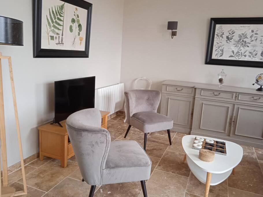 Maison De L'eclardiere Holiday home *
